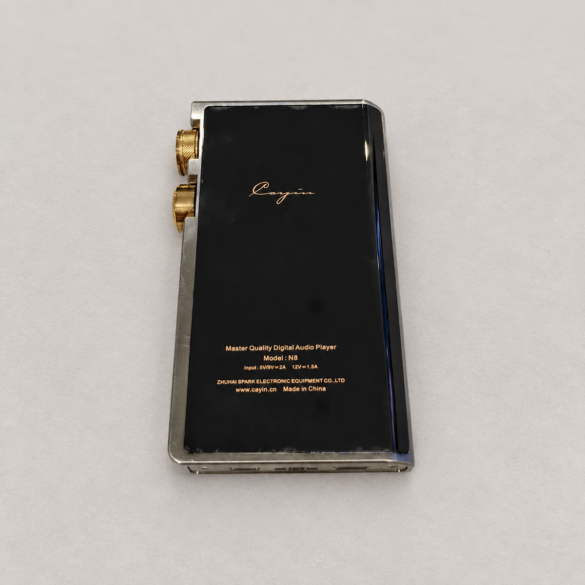 Cayin N8 pre-owned player side detail