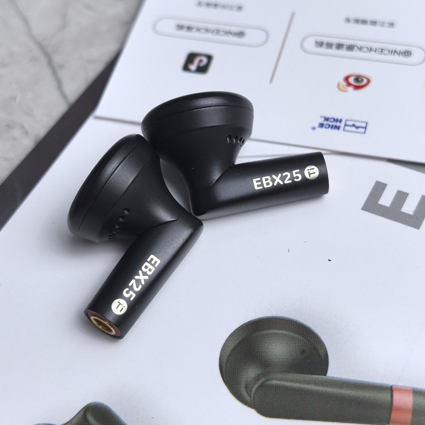 NiceHCK EBX25Ti Earbuds (4.4mm) - Mint - Verified by HiFiLoop