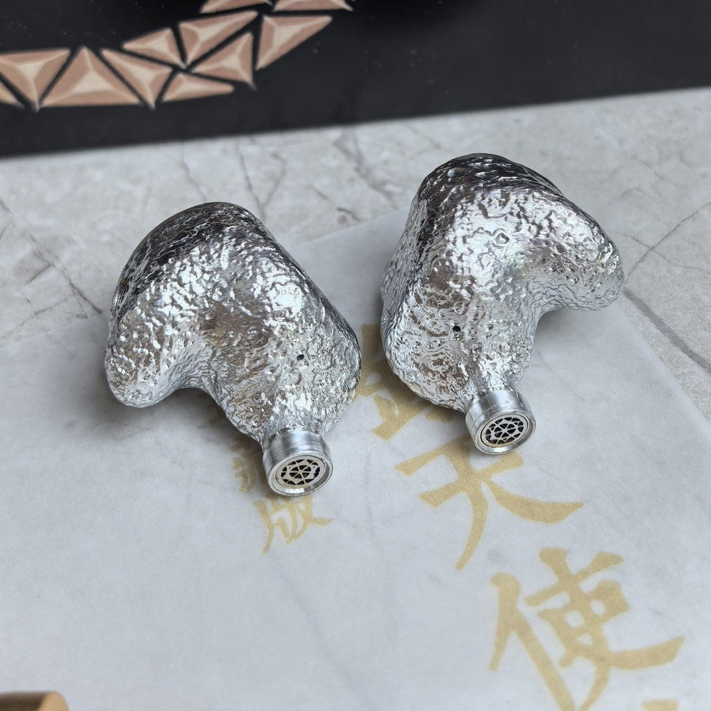 EarAcoustic Audio Silver Angel SPA-Limited Edition (Silver Snake Collector’s Version) IEM - Mint - Verified by HiFiLoop