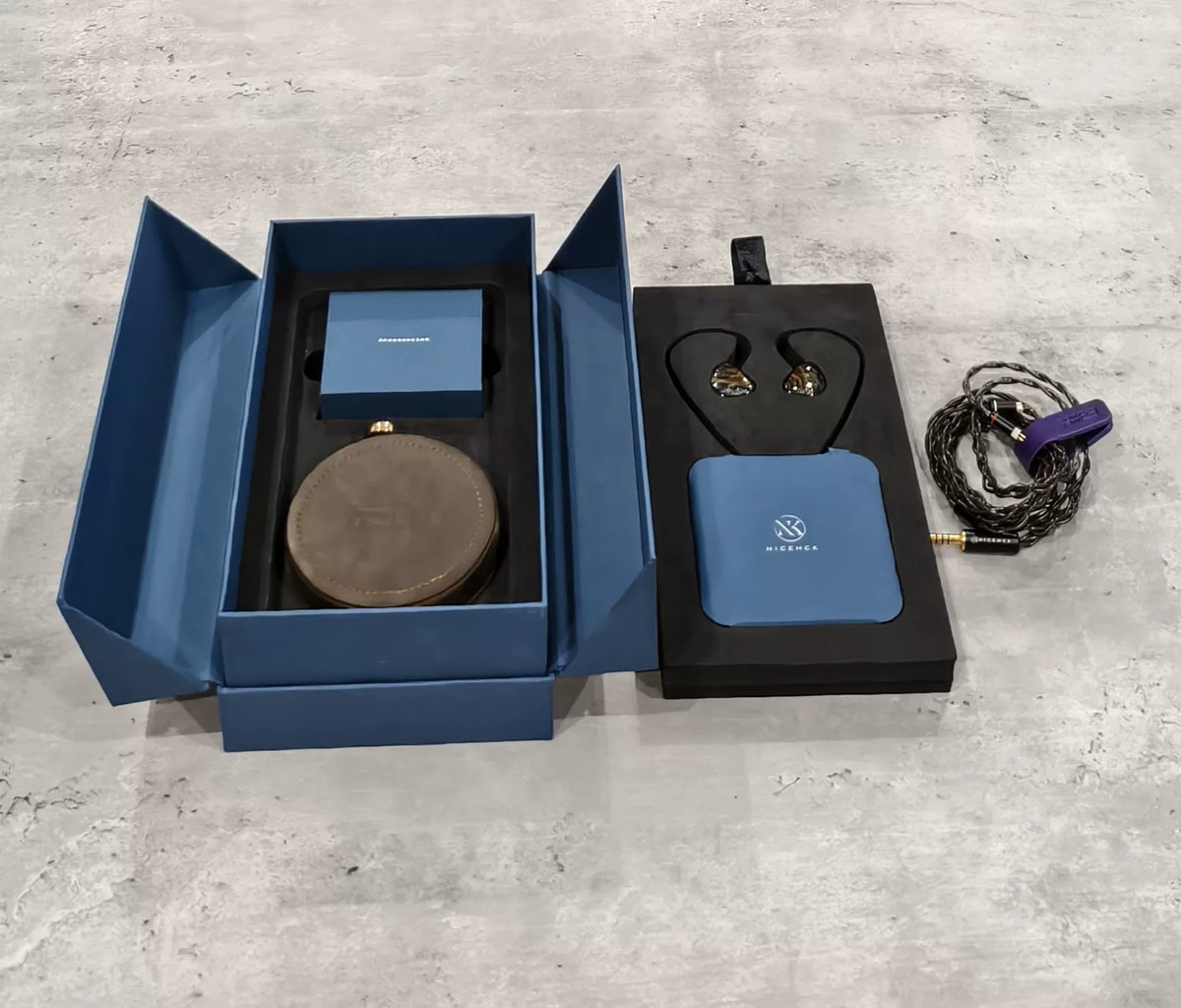 Actual-item photo 03