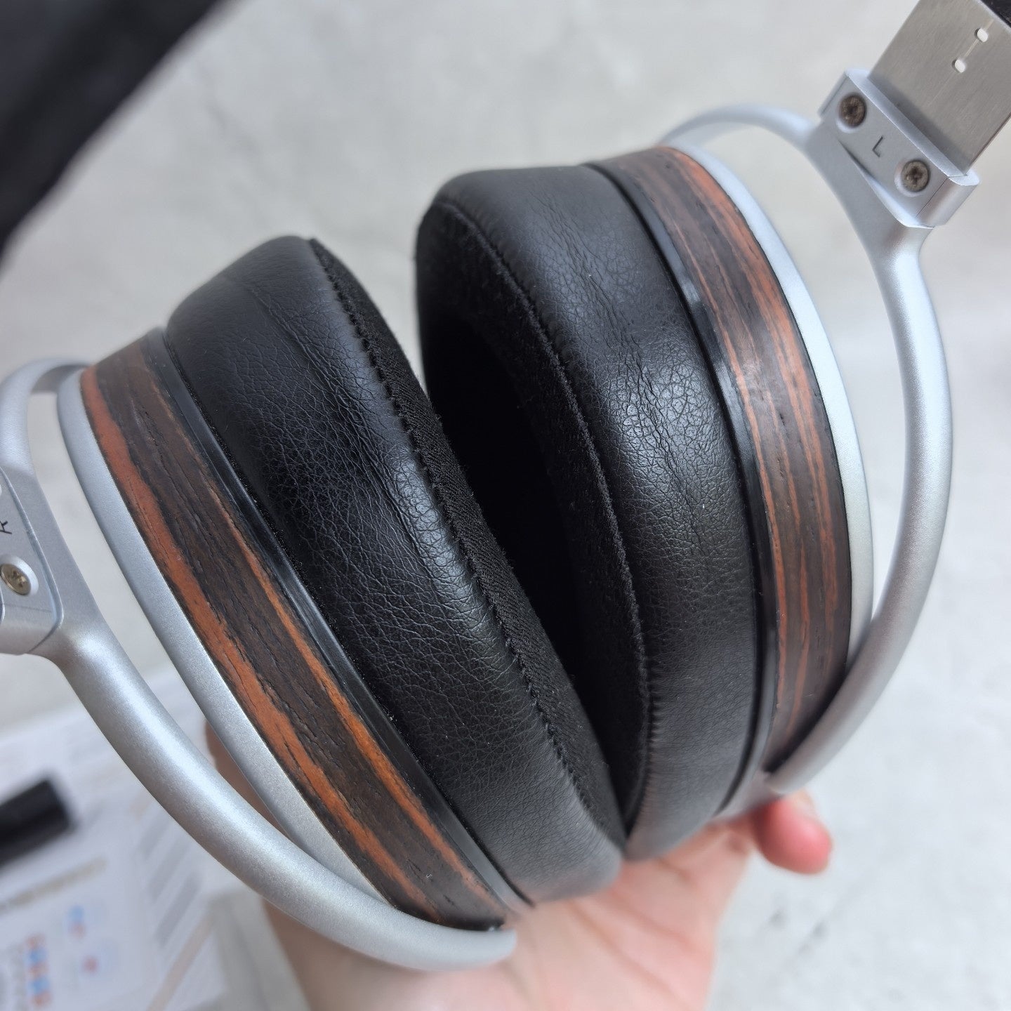 HIFIMAN HE1000se Headphones (Black Cable Set) - Good - Verified by HiFiLoop